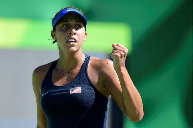 占据榜首的 占据榜首的