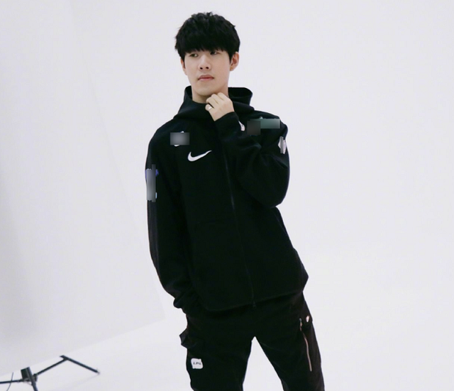 以对阵广州 以对阵广州